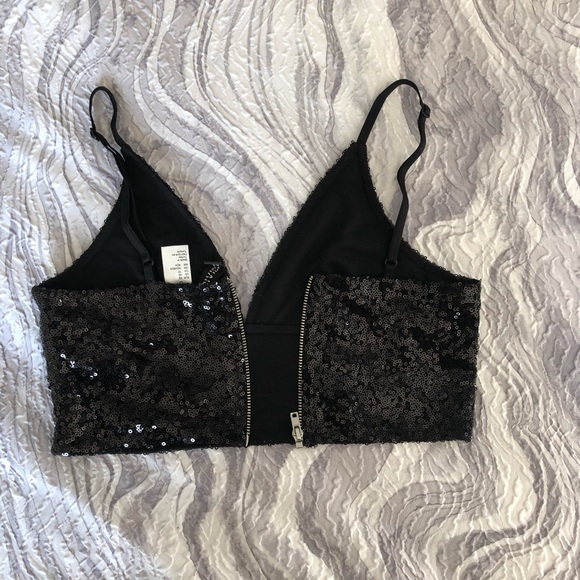 H&M TOP 🌵 - Picture 3 of 3